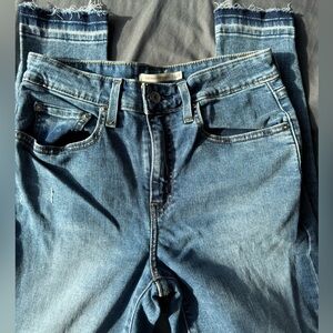 Levi's High-Rise Women's Jeans - Light Blue Wash